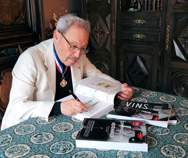 Paul Brunet, MOF sommelier et meilleur sommelier de France.
