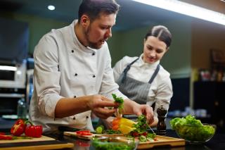 Stagiaire en cuisine