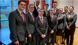 étudiants de BTSMHR du lycée Friant avec Romain Pernot