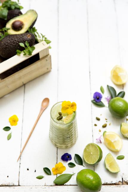 Un smoothie à base d'avocat.
