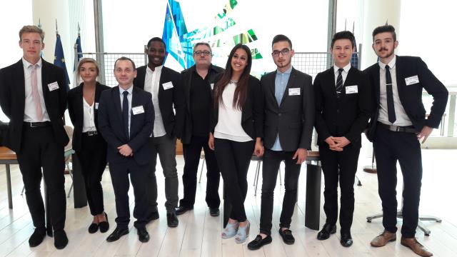 les équipes engagées pour le concours Osez l'Entreprise