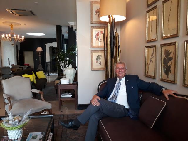 Yves Renou reste confiant sur le taux de remplissage de son hôtel idéalement situé au coeur du Vieux Lille