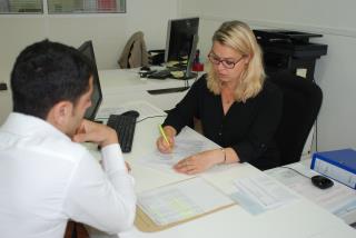 En temps de crise, ne pas hésiter à proposer une candidature qui sorte du lot et à réseauter auprès...