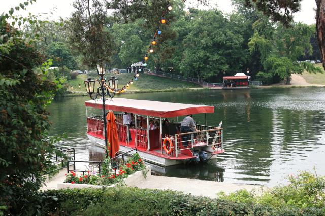 Le Chalet des Iles n'est accessible que par bateau.