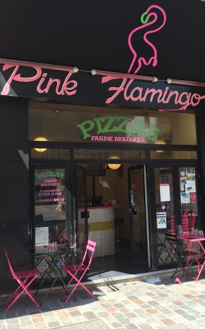 Pink Flamingo (ici, rue d'Aligre) propose des pizzas créatives, dans un esprit gourmet.