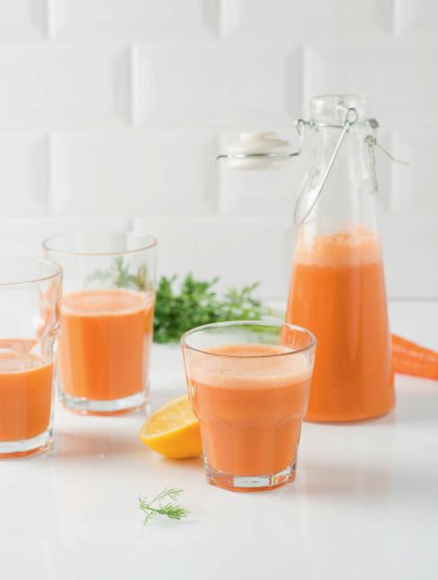 Jus Bonne mine, supervitaminé, tonique, reminéralisant, digestif, antioxydant, détox, recette extraite de l'ouvrage 'Superjus, 30 recettes super vitaminées'