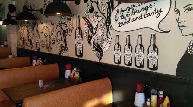 45 couverts pour le 3ème FrogBurger tout juste ouvert à Neuilly.
