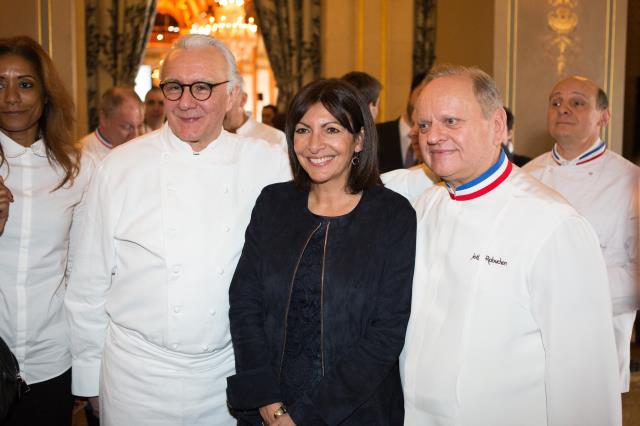 Alain Ducasse, Anne Hidalgo et Joël Robuchon.