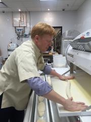 Eric Kayser dans sa nouvelle boulangerie de Brooklyn