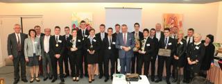 Les candidats et leurs encadrants au grand complet