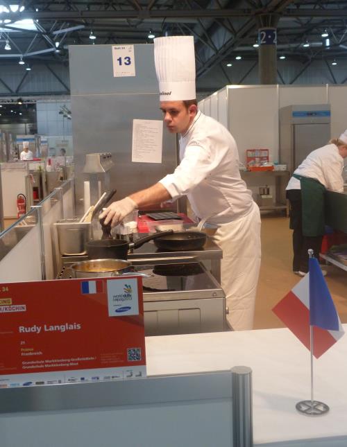 Rudy Langlais, médaillé d'argent WorldSkills Leipzig 2013, dans son box n° 13 (numéro qui lui a porté chance !).