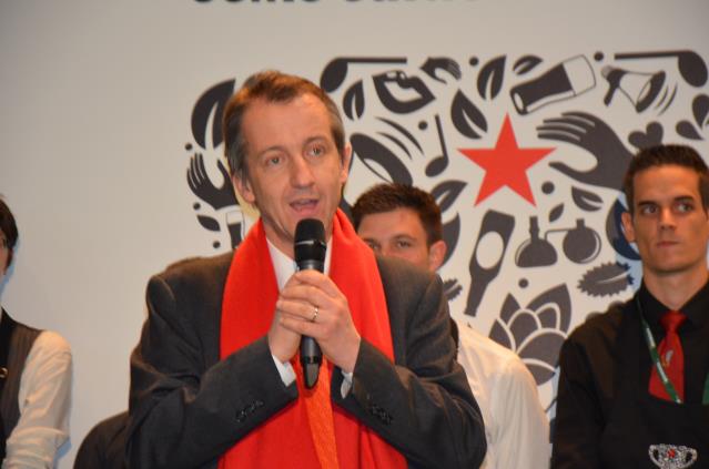 Christophe Barbier, de l'Express, est un fidèle du concours et il est venu remettre le deuxième prix.