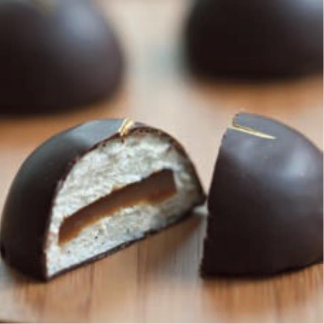 Guimauve chocolat et praliné.