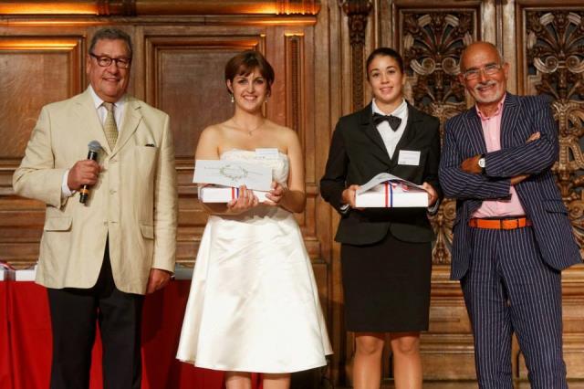 ' Service commercialisation ' : Gérald Louis Canfaïlla, Anne-Sophie Berthe de la section d'enseignement professionnel du lycée polyvalent hôtelier au Touquet-Paris-Plage, Gérard Cagna.