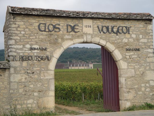 Le Clos de Vougeot et les Cisterciens