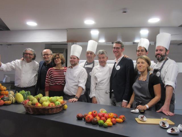 A l'occasion de la présentation de la Cité à la presse, le chef étoilé Régis Marcon (au centre), très impliqué dans le projet, était de la partie. A ses côtés, Florent Bonnetain, le directeur.