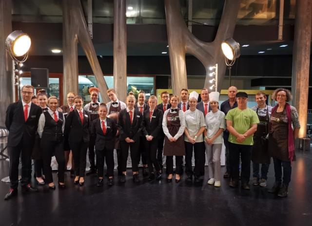 L'équipe du lycée Martin Bret au grand complet au MUCEM