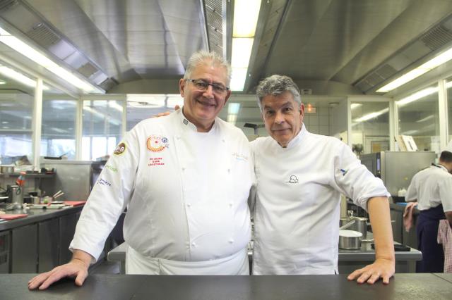 Régis Marcon a accueilli Alain Crivelli dans ses cuisines le temps d'une journée.