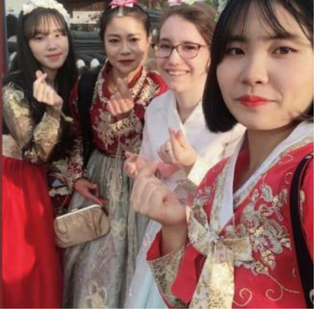 Solène et ses amies Coréennes