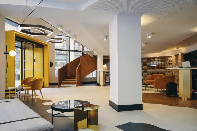 L'atmosphère du Mercure Marseille Canebière Vieux Port se veut conviviale. Adieu le desk pour le check-in.