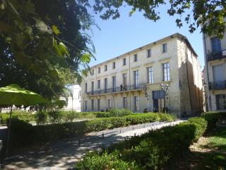 L'hôtel Richer de Belleval, place de la Canourgue à Montpellier