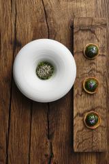 Petits pois Lincoln et caviar, une recette du chef Olivier Nasti (Le Chambard).