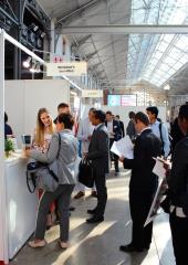 Biografy group  recrute chefs de rang, hôtesses d'accueil, attaché(e)s de direction ou encore...