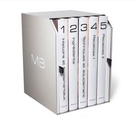Modernist Bread compte cinq volumes et un manuel du chef.