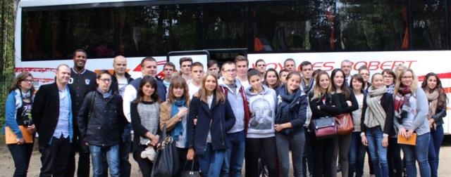 Les jeunes du lycée Notre Dame de Nazareth à Douvres la Délivrande (14) ont eu un programme riche et vérié durant 5 jours.