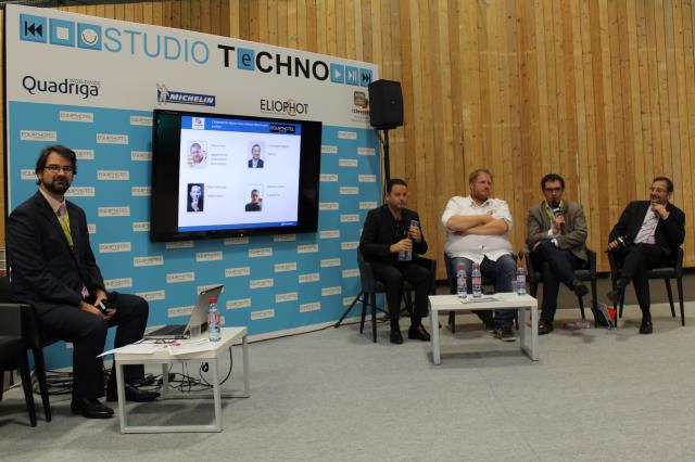 de g. à d.: Thomas Yung, ARTIREF, Mark Merzoug, MM Creation, Pierre Elloy, Agitateurs de destinations numériques, Mathieu Pollet, LoungeUp et Christophe Rigault, INFOR Hospitality