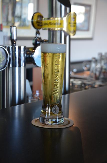 Au Skipper, une bière impeccablement servi fait partie intégrante du service.