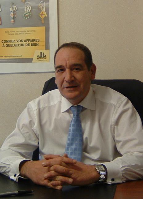 José Téna, directeur de l'agence Century 21 Alténa Transactions à Toulouse