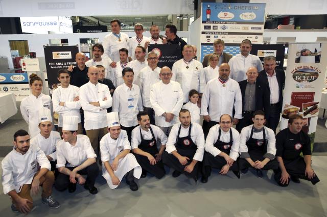 Les candidats et les membres du jury de la sélection Paris-Nord-Normandie du Trophée Masse.