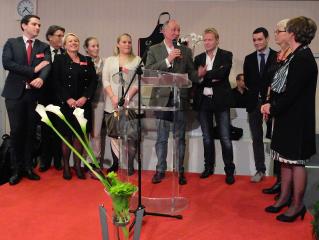Marc Haeberlin, chef étoilé de l'Auberge de l'Ill, entouré de nombreuses autres personnalités de...