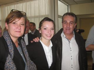 La MAF arts de la table Maddy Porcher, en compagnie de son professeur et de son maître...