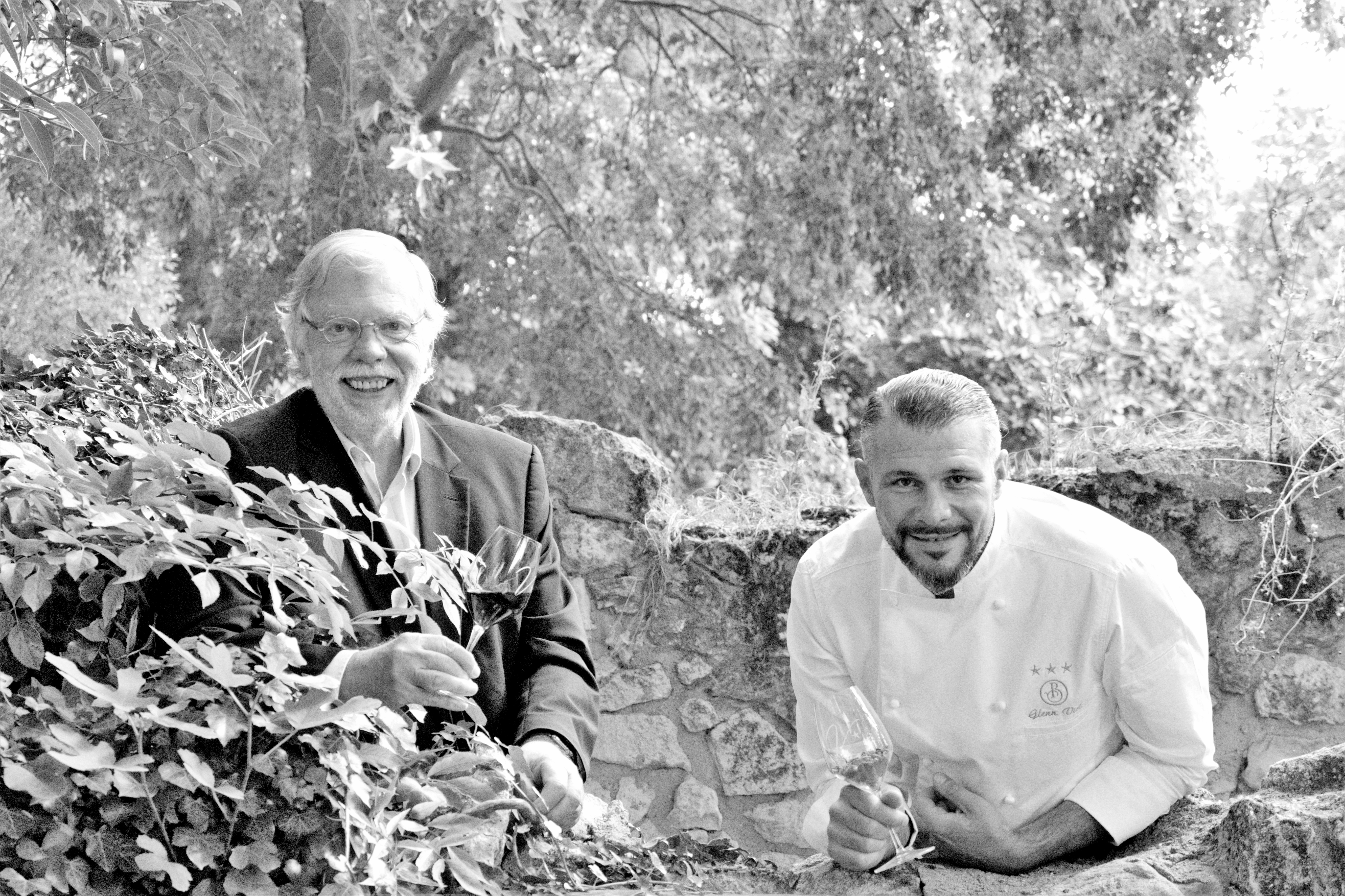 Depuis 2015 Glenn Viel, aujourd'hui triplement étoilé au Guide Michelin, est devenu le chef des cuisines du restaurant gastronomique à Baumanière.
