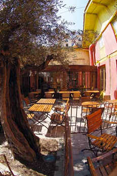 2927_Kood-Terrasse-jour.jpg (17318 octets)