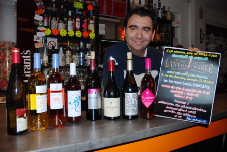 Uniquement des vins de célébrités, c'est ce que propose Christophe Rousseau à l'Introuvable, un petit bar à Bordeaux Uniquement des vins de célébrités, c'est ce que propose Christophe Rousseau à l'Introuvable, un petit bar à Bordeaux