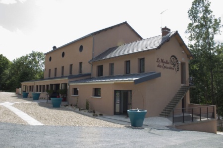 Deux millions d'euros d'investissement ont été nécessaires pour restaurer le moulin. Deux millions d'euros d'investissement ont été nécessaires pour restaurer le moulin.