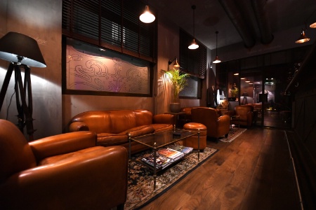 Le bar.