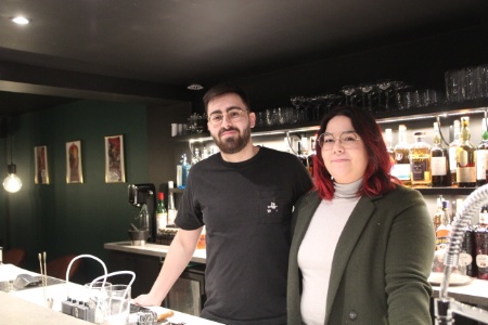 Camille Mannu et Joséphine Lelong veulent recréer à Rouen l'ambiance chaleureuse et feutrée des bars à cocktails haut de gamme, que le jeune homme a connue à Toronto.