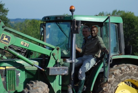 Harry Roselmack présente le documentaire ‘Les résistants du monde paysan’. Harry Roselmack présente le documentaire ‘Les résistants du monde paysan’.