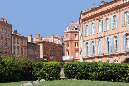 Les villes hôtes de l'Euro 2016 - ici Toulouse - enregistrent un net repli de leurs prix moyens. Mais comparées à 2015, les performances au premier semestre 2017 restent supérieures.