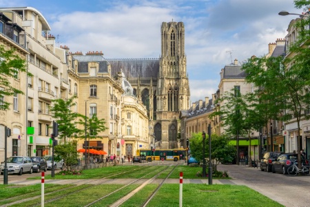 Reims fait partie des villes françaises ayant enregistré dune forte progression de leurs performances en octobre. Reims fait partie des villes françaises ayant enregistré dune forte progression de leurs performances en octobre.