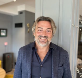 Thierry Schoenauer, président du groupe Lodge and Spa collection: 'La saison d'été nous redonne le sourire.' Thierry Schoenauer, président du groupe Lodge and Spa collection: 'La saison d'été nous redonne le sourire.'