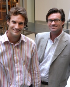 Lorsqu'en 2004 Nicolas Bergerault (à droite) et son frère François ont créé L'Atelier des chefs, avec ses cours de cuisine en trente minutes à 15 €, 'personne n'y croyait'. Lorsqu'en 2004 Nicolas Bergerault (à droite) et son frère François ont créé L'Atelier des chefs, avec ses cours de cuisine en trente minutes à 15 €, 'personne n'y croyait'.