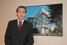 Cyril Lanrezac dirige le département carrières à l'Essec IMHI.