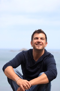 Le chef étoilé Eric Guérin vient d'ouvrir le restaurant Le Jardin des plumes, à Giverny (27), à 5 kilomètres de Vernon (27), où il a débuté. Le chef étoilé Eric Guérin vient d'ouvrir le restaurant Le Jardin des plumes, à Giverny (27), à 5 kilomètres de Vernon (27), où il a débuté.