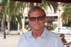 Jean-Pierre Ghiribelli, président de l'Umih 83 : 'Il est nécessaire d'élever la qualité des prestations offertes dans tous les segments de le restauration.' Jean-Pierre Ghiribelli, président de l'Umih 83 : 'Il est nécessaire d'élever la qualité des prestations offertes dans tous les segments de le restauration.'