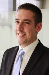 Nicolas Fourneyron, manager métiers santé-sécurité au travail au sein de Bureau Veritas, conseille hôteliers et restaurateurs pour réduire l'exposition à la pénibilité, voire aménager les postes de travail les plus à risque. Nicolas Fourneyron, manager métiers santé-sécurité au travail au sein de Bureau Veritas, conseille hôteliers et restaurateurs pour réduire l'exposition à la pénibilité, voire aménager les postes de travail les plus à risque.